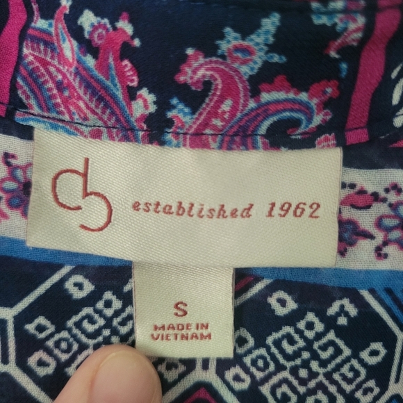 CB Sleeveless Top - Picture 4 of 5